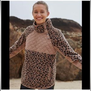 NWT Abercrombie & Fitch Asymmetrical Snap-Up Fleece Color: BROWN LEOPARD PRINT